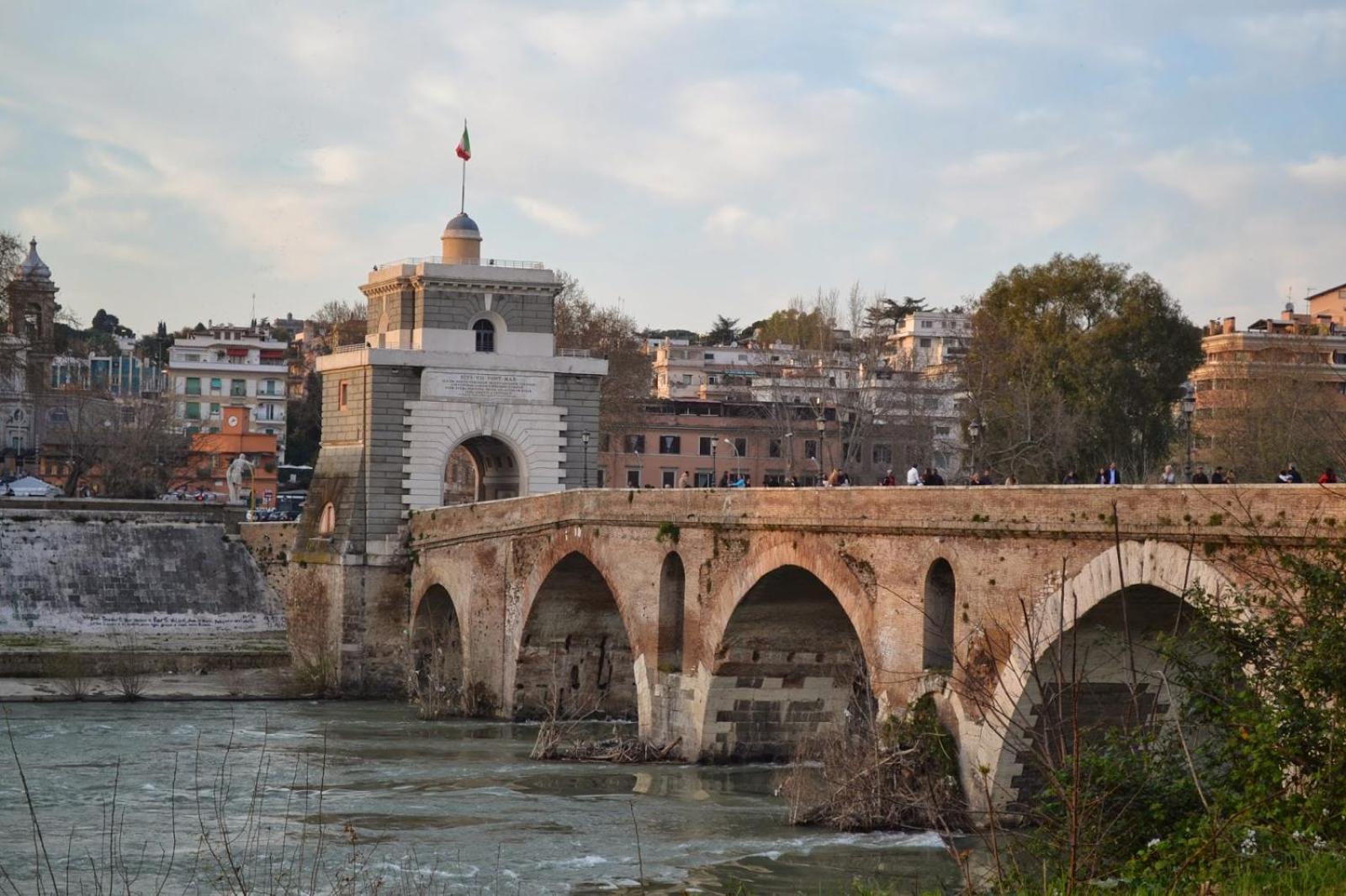 Dolcevita Ponte Milvio ローマ エクステリア 写真